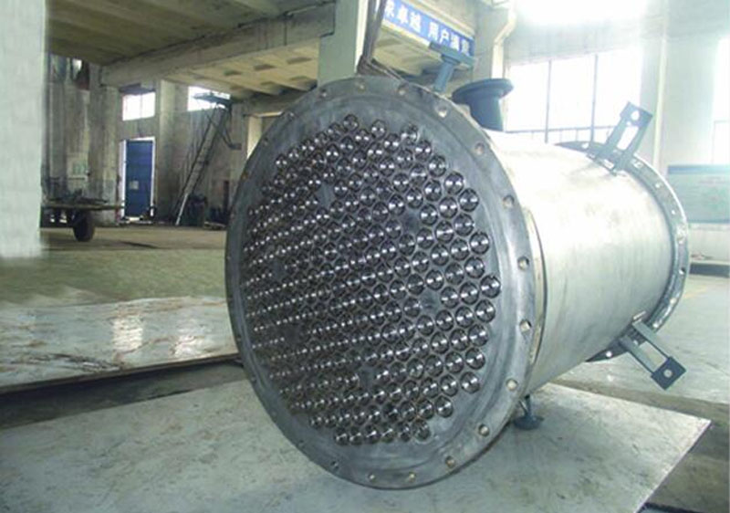 二段蒸发加热器
