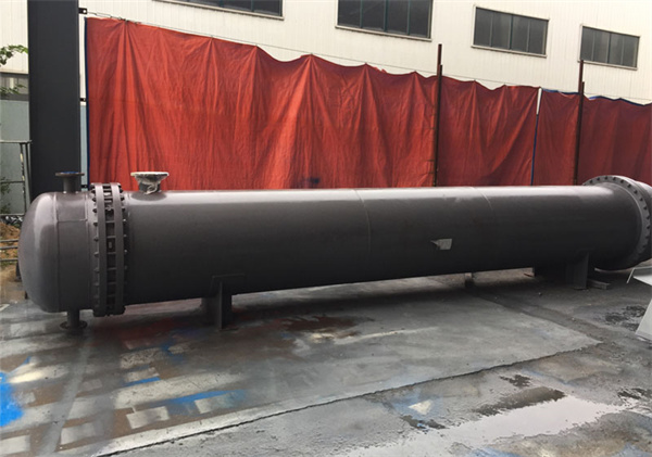烟台正太压力容器：U形管与浮头式换热器，性能与选型秘籍
