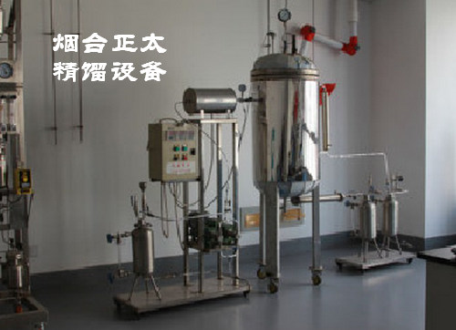 闪蒸装置精馏设备结构特点